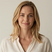 Hannah portrait, BeyondSize partner member from Portland Oregon